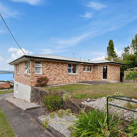Lofty Lakeviews - Acacia Bay Holiday Home Lago Lago Taupo Exterior foto